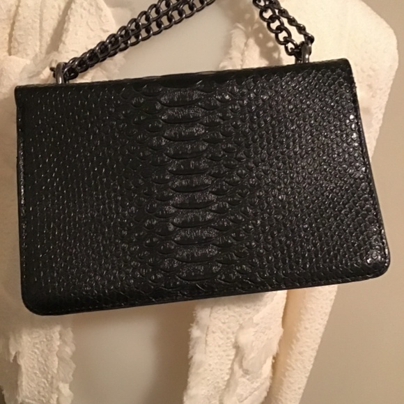 🤩Unbranded, faux gator 🐊 cross-body, see photos, NWOT - Picture 3 of 7